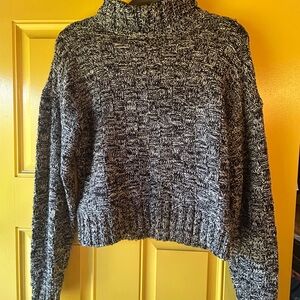 Women’s Black and White Knit Sweater